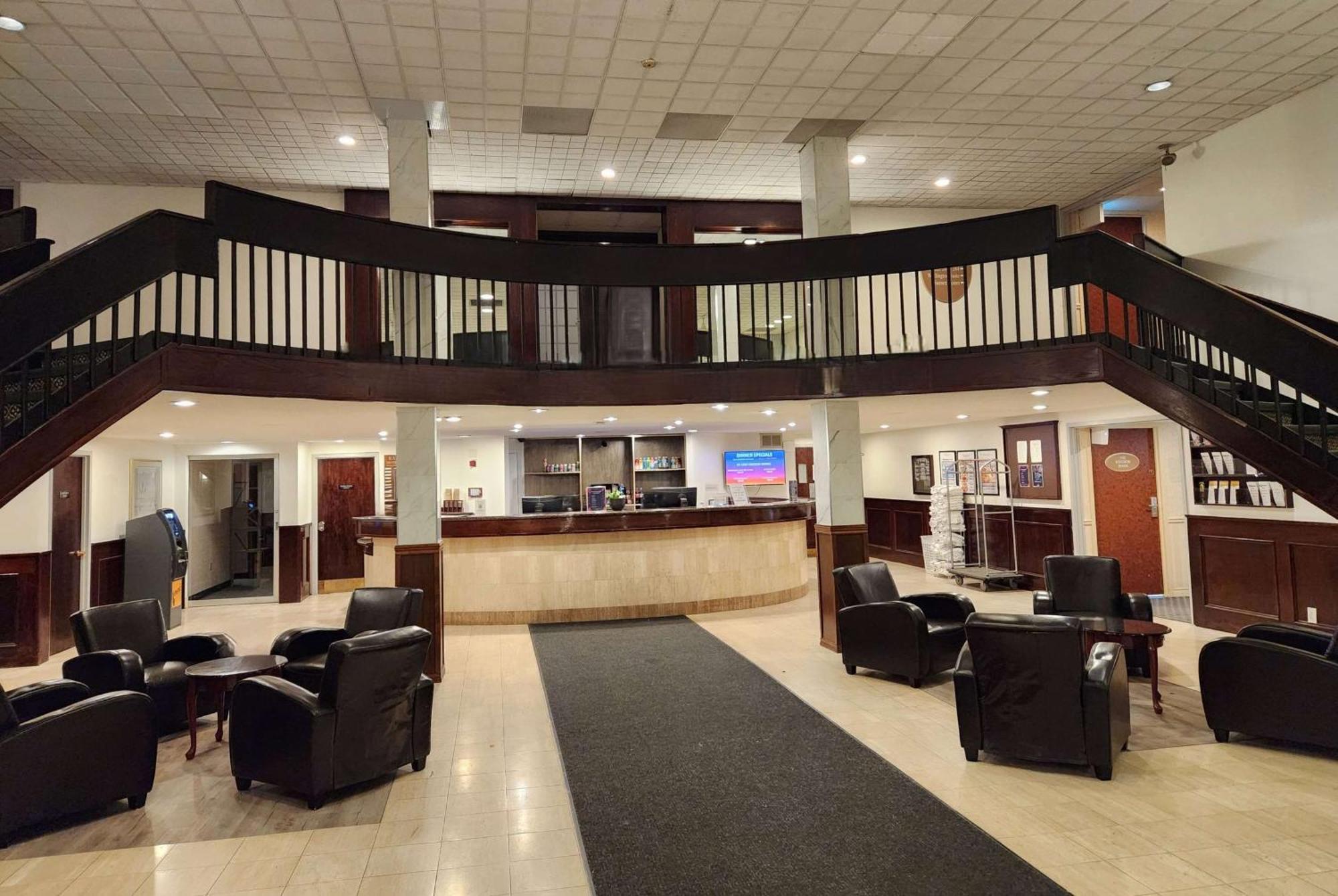 Hotel Ramada By Wyndham London Extérieur photo